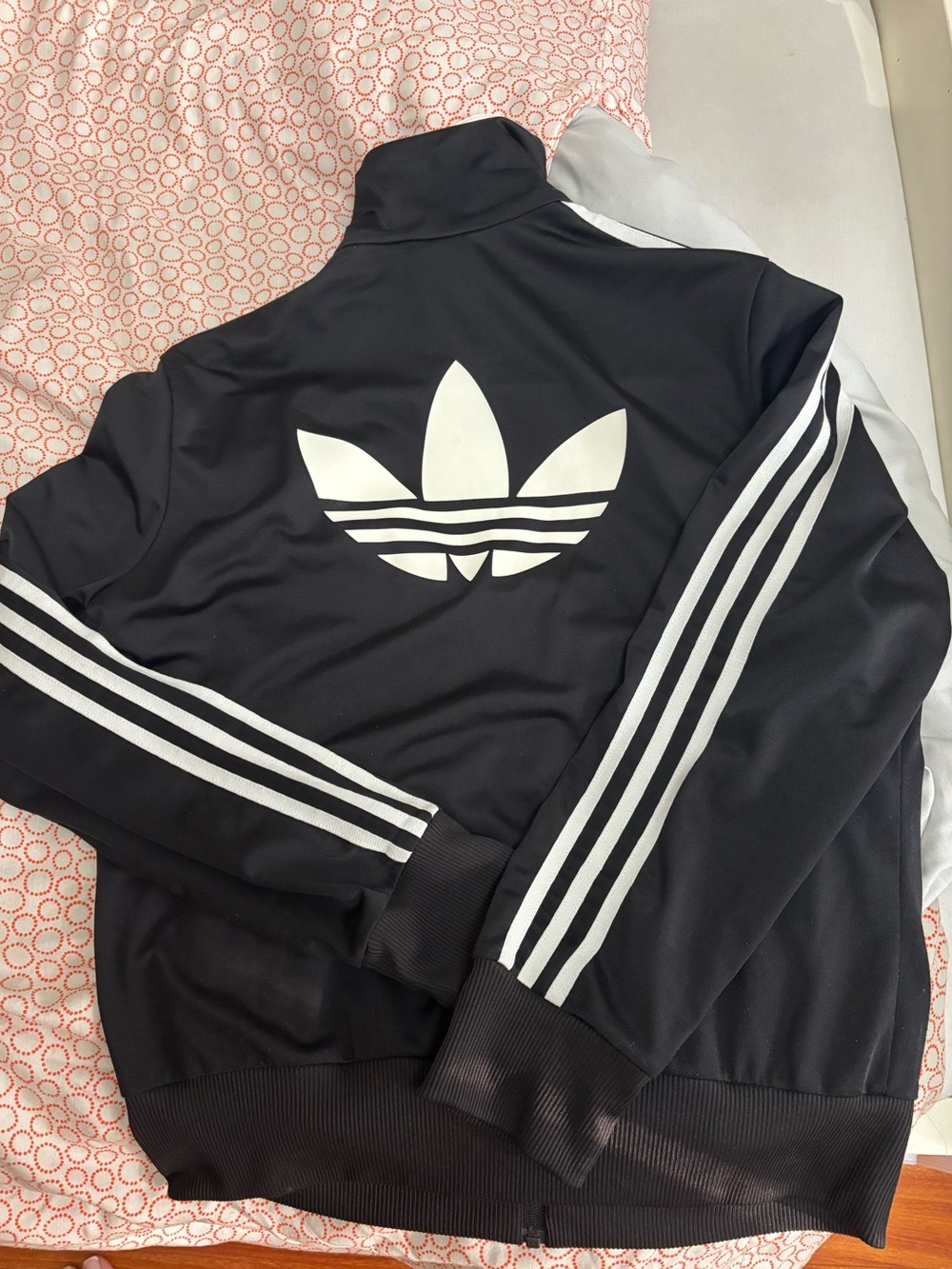 Adidas superstar zip up track suit jacket